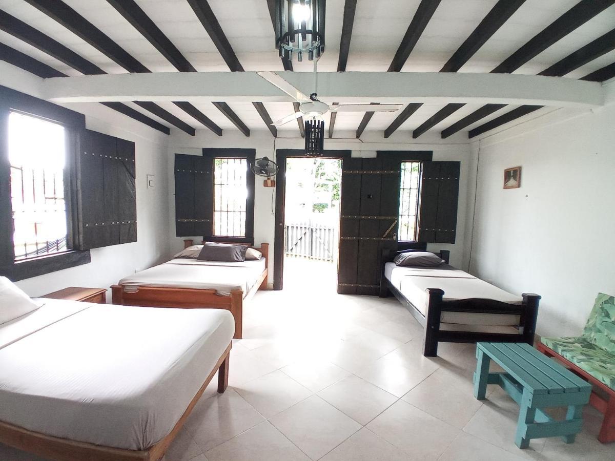 Hostal Portal Del Sol Capurganá Eksteriør billede